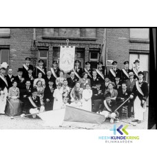 1950 Koning H.Gerritzen en Koningin W.E. Gerritzen Cornielje F00002812